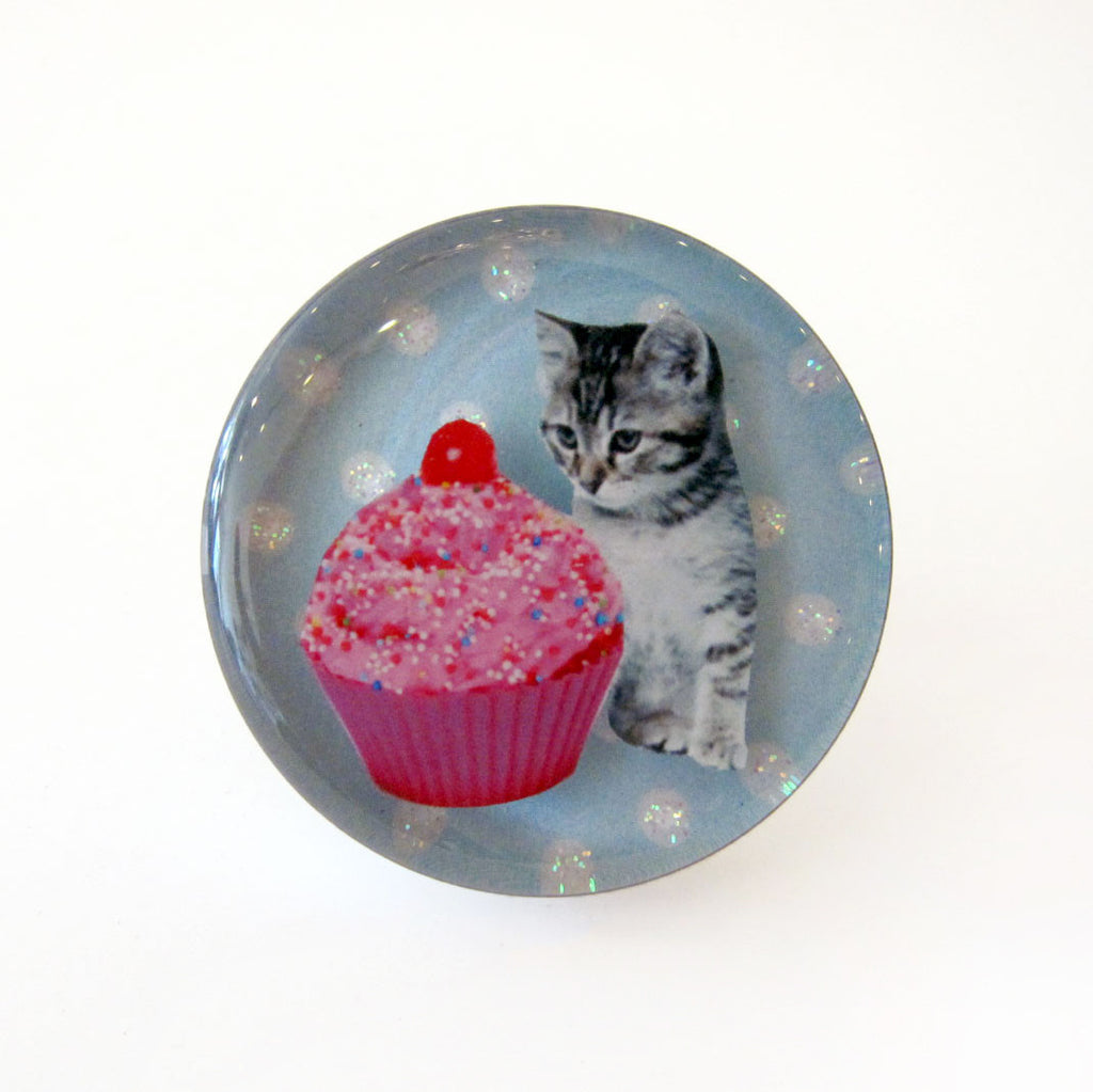 Kitty Cupcake Ring by Locketship